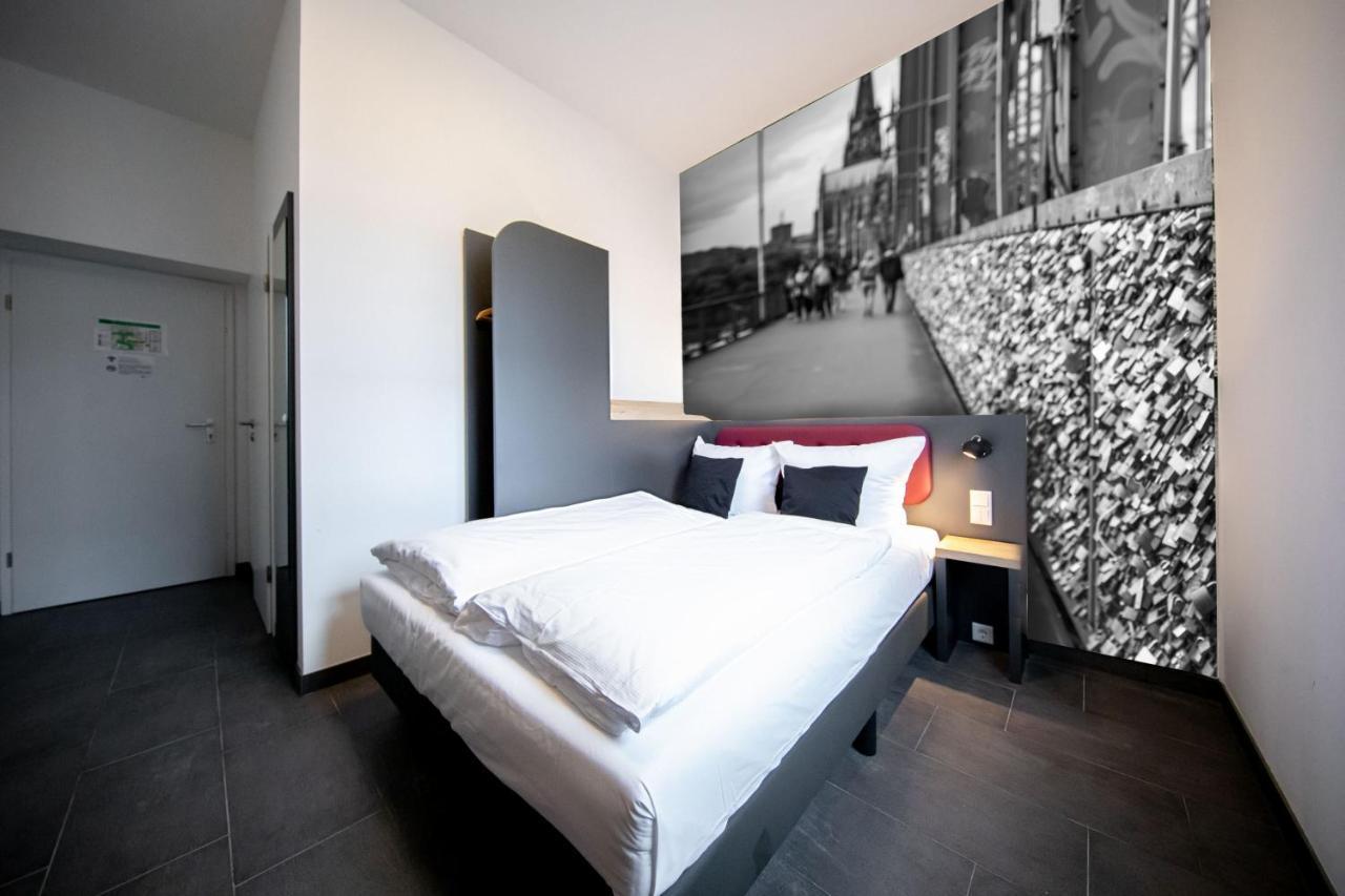 Smarty Cologne Dom Hotel - Boardinghouse - Kontaktloser Self Check-In מראה חיצוני תמונה