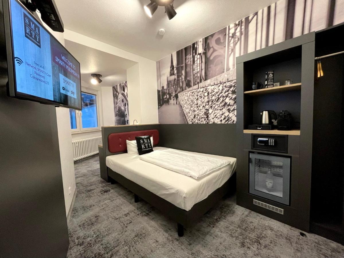 Smarty Cologne Dom Hotel - Boardinghouse - Kontaktloser Self Check-In מראה חיצוני תמונה