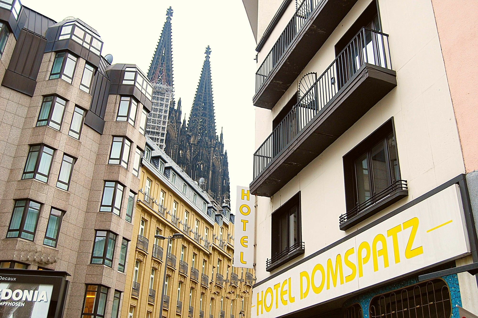 Smarty Cologne Dom Hotel - Boardinghouse - Kontaktloser Self Check-In מראה חיצוני תמונה